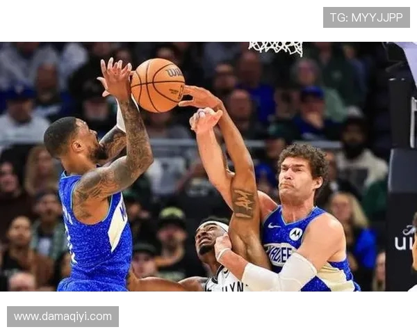 2012季后赛快船与马刺的激烈对决回顾与精彩瞬间分析